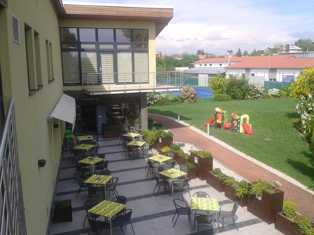 Hotel Predium Vrable Ngoại thất bức ảnh