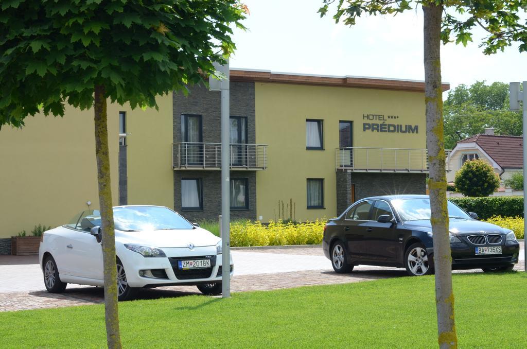 Hotel Predium Vrable Ngoại thất bức ảnh